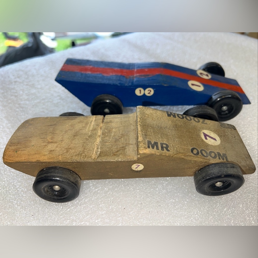 Set Of 2 Vintage Boy Scouts Pinewood Derby Race Cars